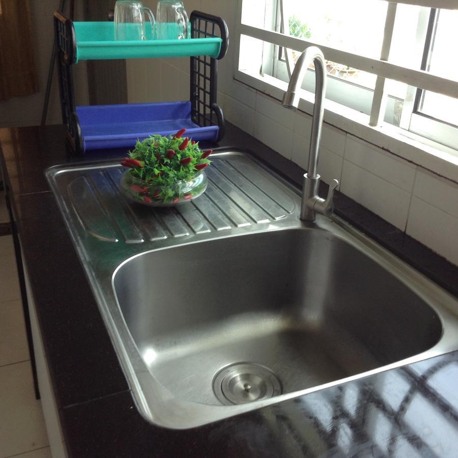 Kenanga Homestay Nilai Esterno foto